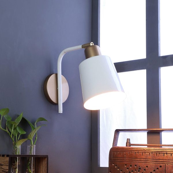 Two-Way White Metal Wall Light by SS Lightings Fashion